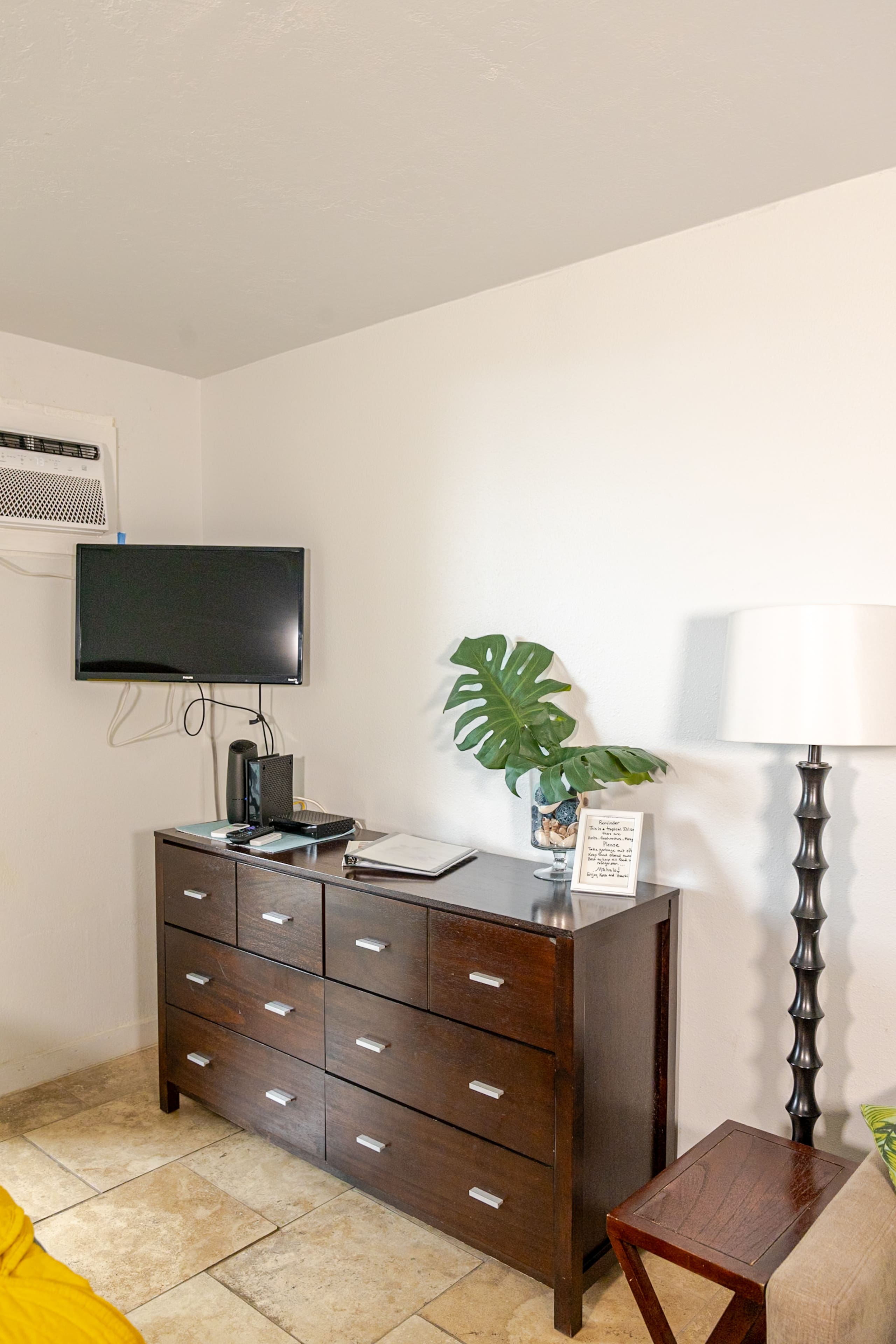 Condo in Kailua-Kona · ★4.87 · Studio · 2 beds · 1 private bath - Image 17