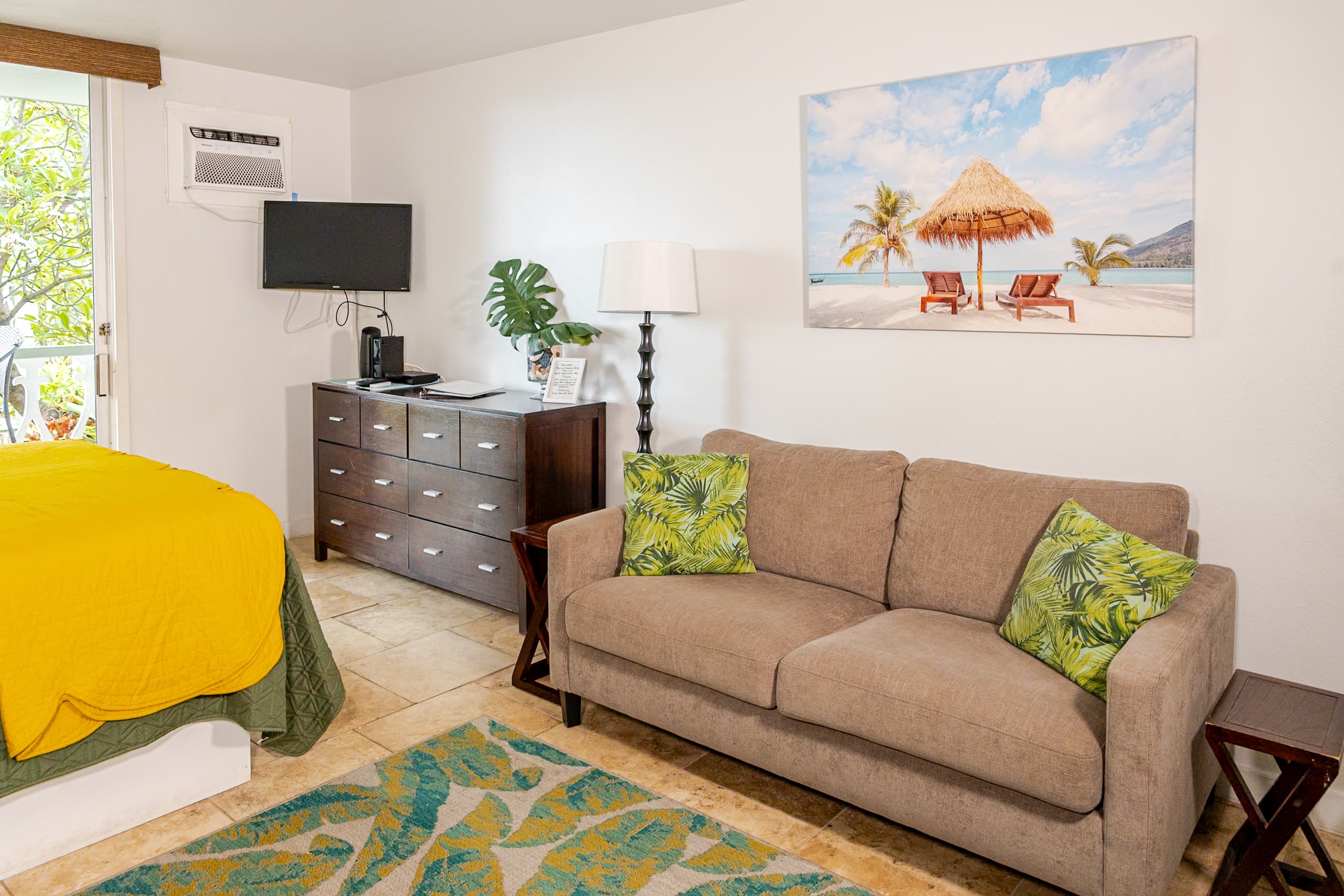 Condo in Kailua-Kona · ★4.87 · Studio · 2 beds · 1 private bath - Image 1