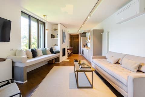 New, Lake as  hideaway, Nesso, Casa Yaniv