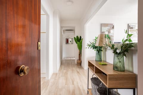 Top performing Airbnb: Beautiful beachfront apartment in Gandia