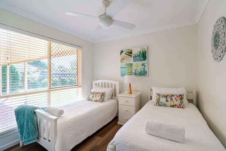 غرفة النوم 2