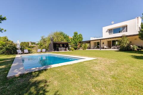 Casa 4 Hab. Stays del Pilar security + pool