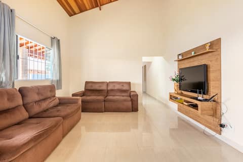 Successful Airbnb property: Family Country House with Pool 1 hour from S Paulo in Piracaia