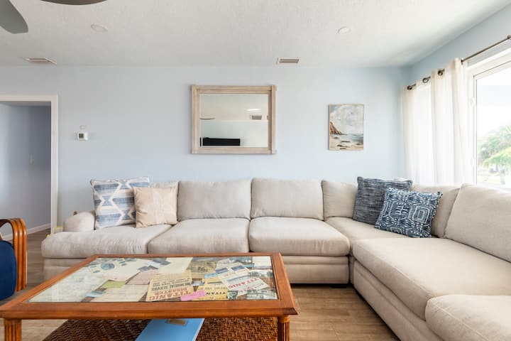 Sun & Daughters-4/4 With En Suites-steps To Beach - Cape Canaveral, FL
