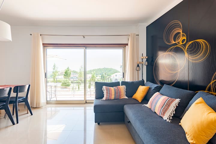 Your Home Near The Beach W/ The Best Castle View! - Sesimbra