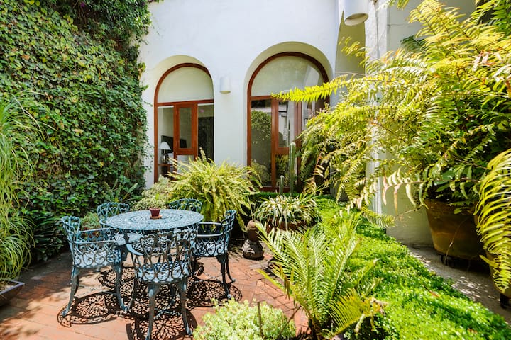 Fantástica casa biblioteca Octavio Paz @Coyoacan gallery image 4