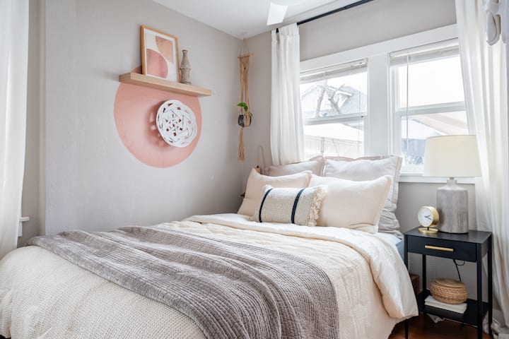 Queen bed