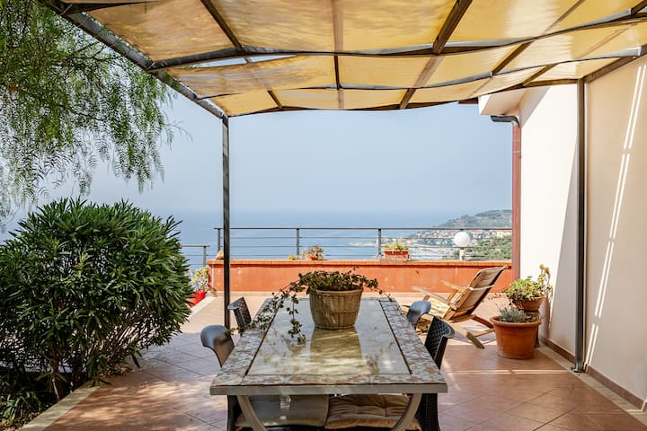 Casa Tramonto 
 008031c2te74i5td - Imperia