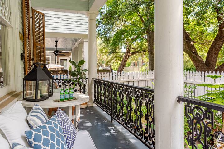 Uptown Victorian Townhouse 3 King Ensuite Bedrooms gallery image 5