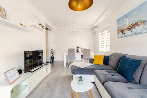 Top Airbnb: Blue Sun Apartment in Općina Župa Dubrovačka