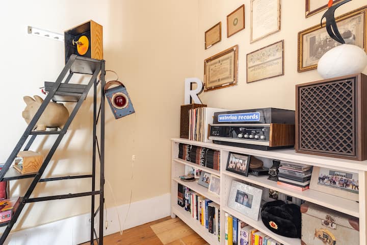 საძინებელი 1