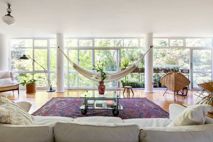Sunny on Amsterdam, Condesa w/ Parque Mexico views gallery image 2