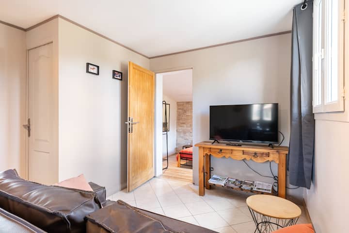 Maison 2 Pers Tout Confort Avec Piscine à Partager - Périgord