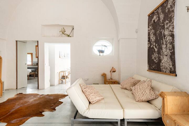 Architects renovated MASSERIA with POOL at the SEA gallery image 3