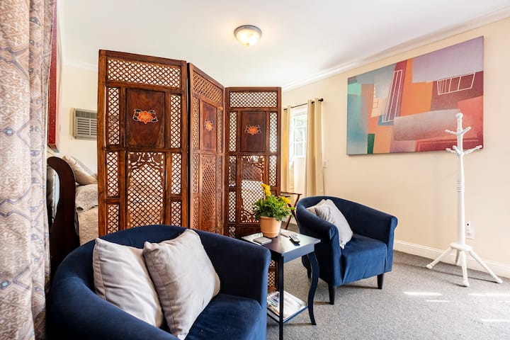 Charming 1 Bedroom Studio Sweet Suite Ii - Concord, NC