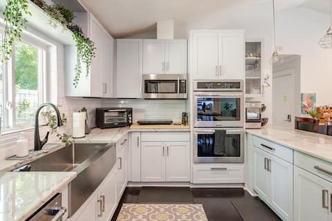 City Close Country Retreat | Smart House | EV+
