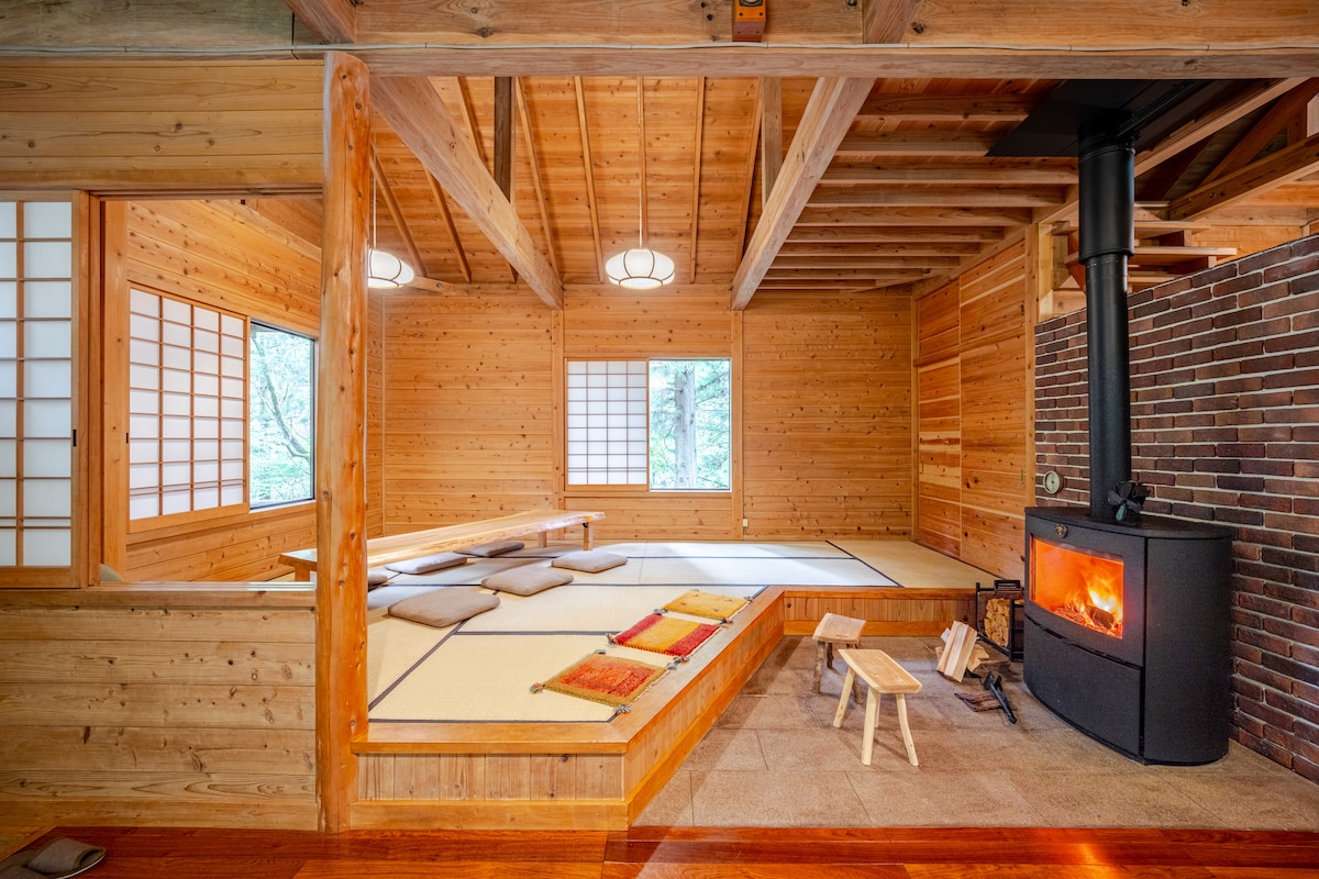 Log house in the forest/riverside/15km to Mt. Fuji - Cabins