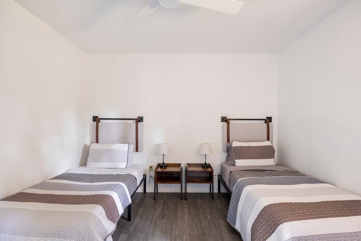 საძინებელი 4