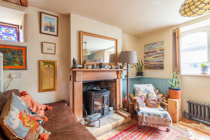Cheerful Artistic Cotswold Home + Parking +Garden - チッピング・ノートン
