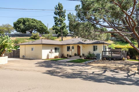Charming Craftsman Retreat - SD | Pool & Jacuzzi