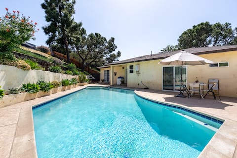 Beautiful craftsman home in SD | Pool | Jacuzzi