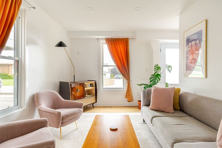 Stylish King Bed W/ Ensuite At Quiet End Of Picton - Picton