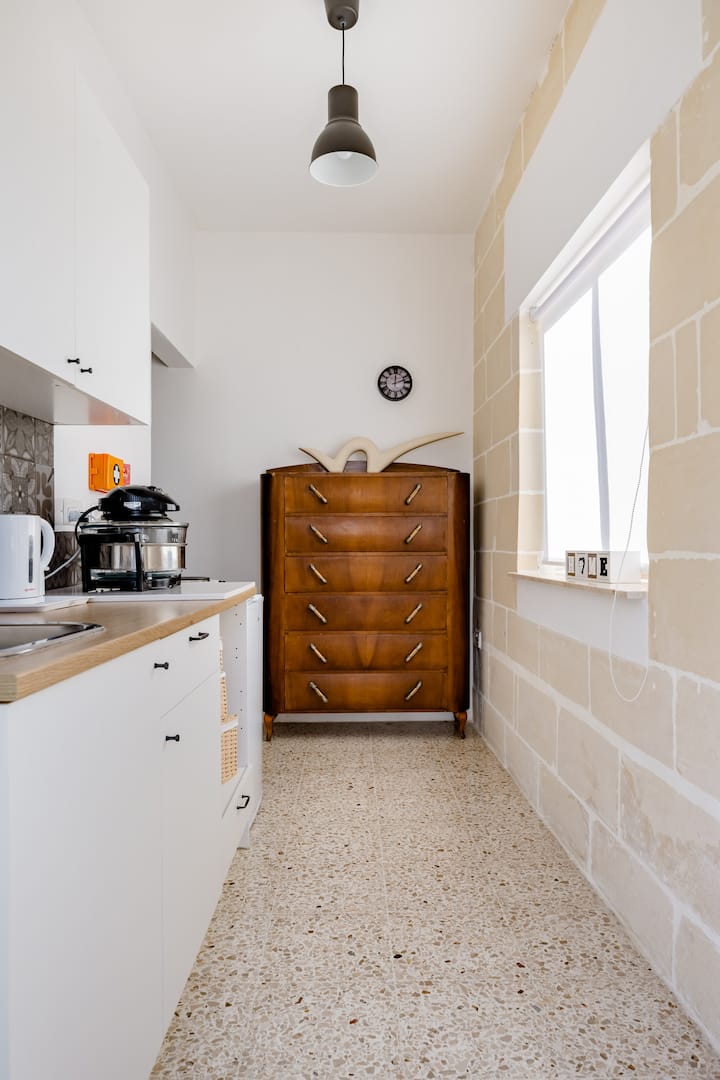 Full Ac Room W/ensuite. Kitchenette, Country Views - Malte