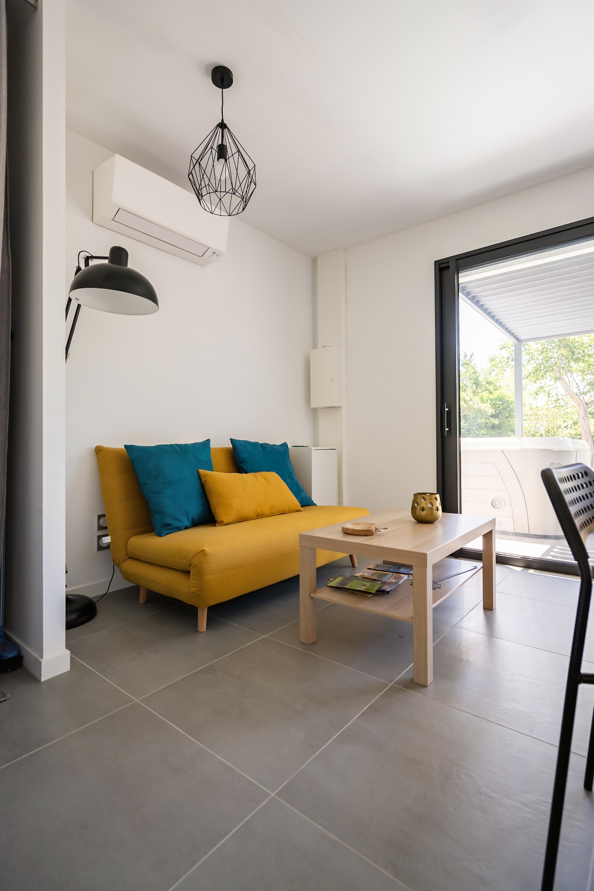 Top performing Airbnb: Spa relaxation between Avignon and Ventoux. Adults Only in Carpentras