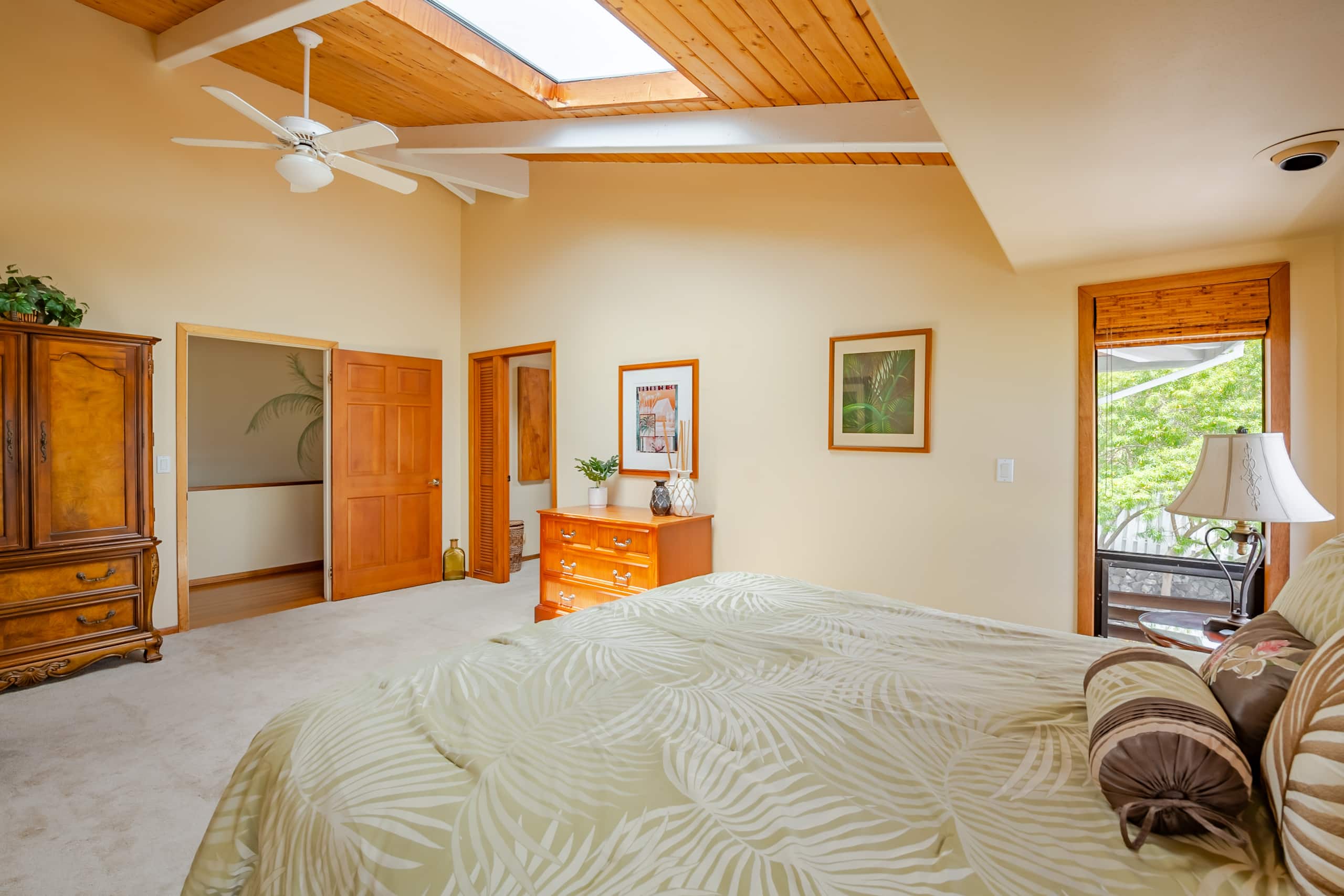 Home in Kailua-Kona · ★4.83 · 3 bedrooms · 4 beds · 2.5 baths - Image 16