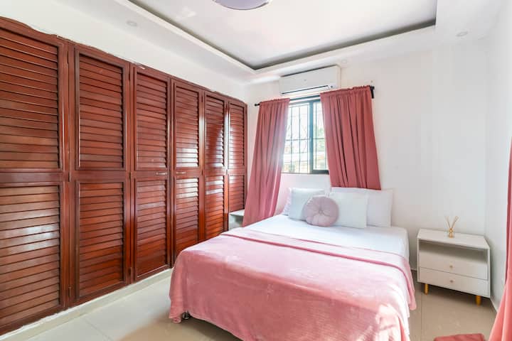 2nd floor bedroom with queen bed