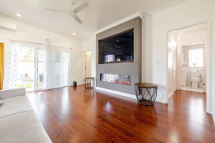 4 Bedrooms/2 Bath Modern  Home Close To Disneyland - ノーウォーク, CA