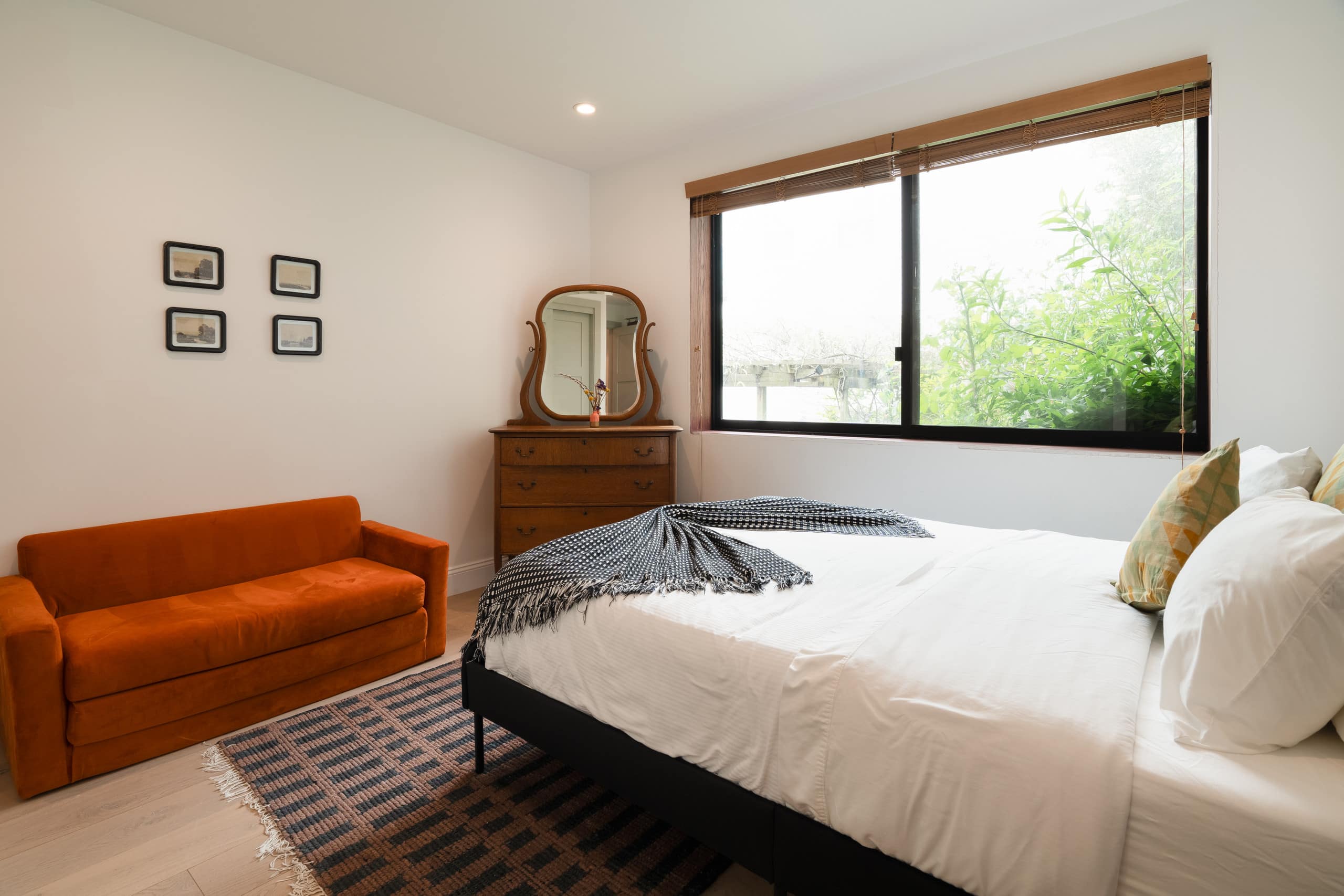 Home in San Francisco · ★4.92 · 2 bedrooms · 4 beds · 2 baths - Image 9