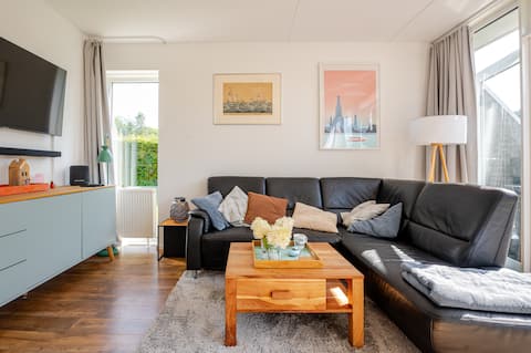 House on the water in Vlagtwedde, Netherlands