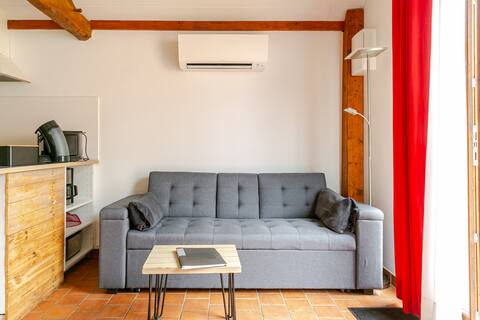 Annonce Airbnb populaire: La grande Bourrine for 4 à Vendée
