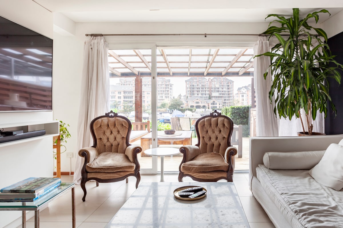 Propriété Airbnb réussie: Incredible Duplex Tres Dorm. con Jardín Propio à Nordelta