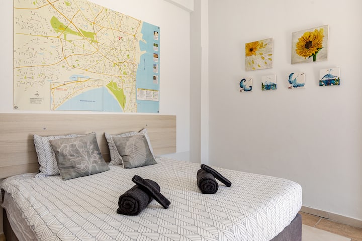 СOzy/traditional E.c. Studio 4 - Larnaca