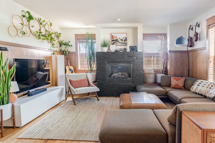 Incredible Home In The ♥ Of Old Bend-walk To River - Bend, OR