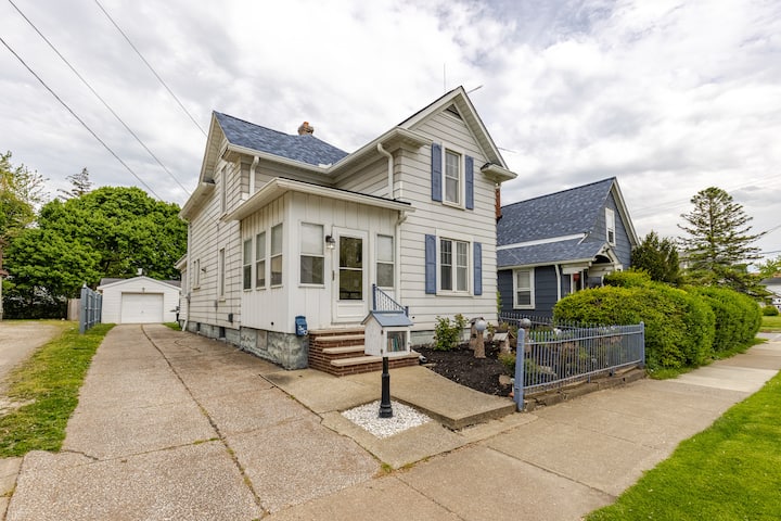 The Blue Fence bnb
