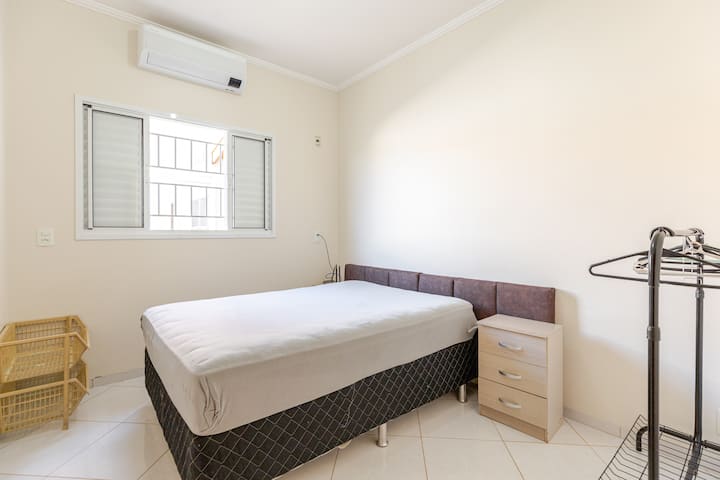 Pleasant house in Holambra-SP (Accommodation)