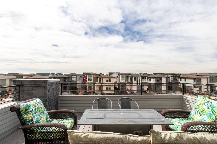 Central park close Airport and Downtown Denver gallery image 3