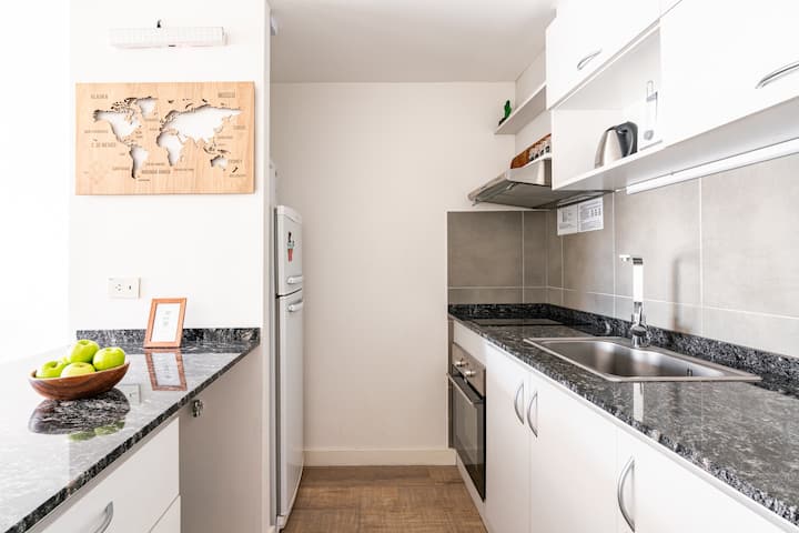 Bright And Quiet Central Apartment. - San Carlos de Bariloche