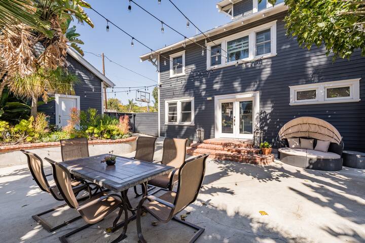 Massive PB Hideaway | Bay Views + Hot Tub gallery image 5