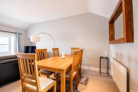 Lighthouse View -  Penthouse Apartment Donaghadee