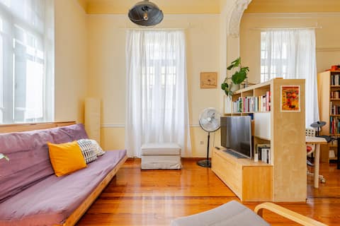 Successful Airbnb property: Bohemian dream in Exarchia, with terrace in Δήμος Αθηναίων
