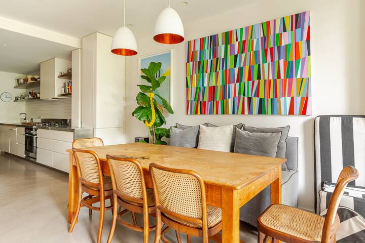 Stylish Light Filled Paddington Street Terrace gallery image 2