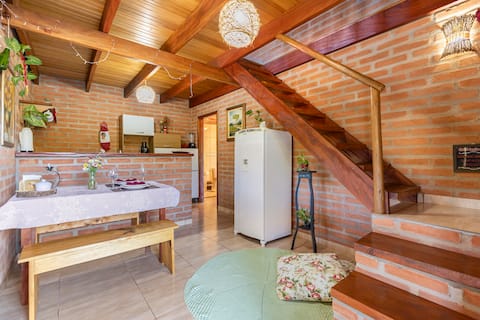 Successful Airbnb property: Chalet Sonho Meu do Vale 02 with hot tub in Joanópolis