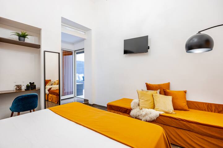 I Colori di Napoli Appartamento 3 ROOMS TERRAZZO gallery image 3