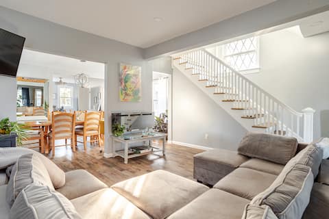 AnchorHouse:KngSte/Frprkg/Wlk2BeachPass/Htub/Grill