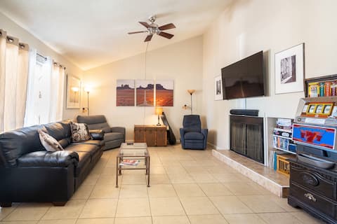 Downtown Laughlin, Steps to the Casinos & River