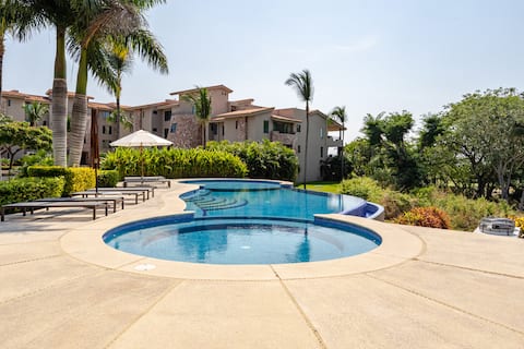 Punta Mita Luxury | Beach Clubs, Golf & Pickleball